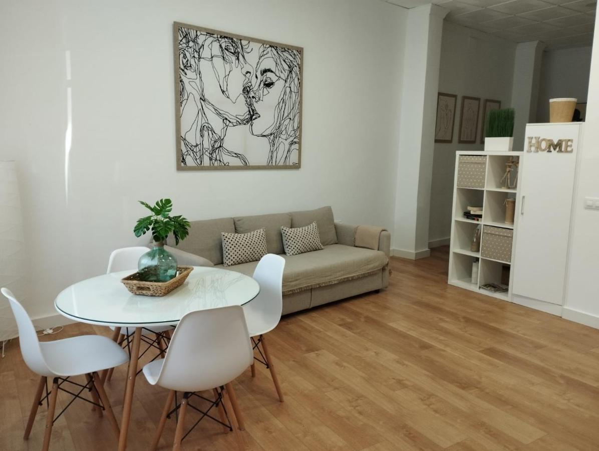Apartamento Turistico Leo Baena Exteriér fotografie