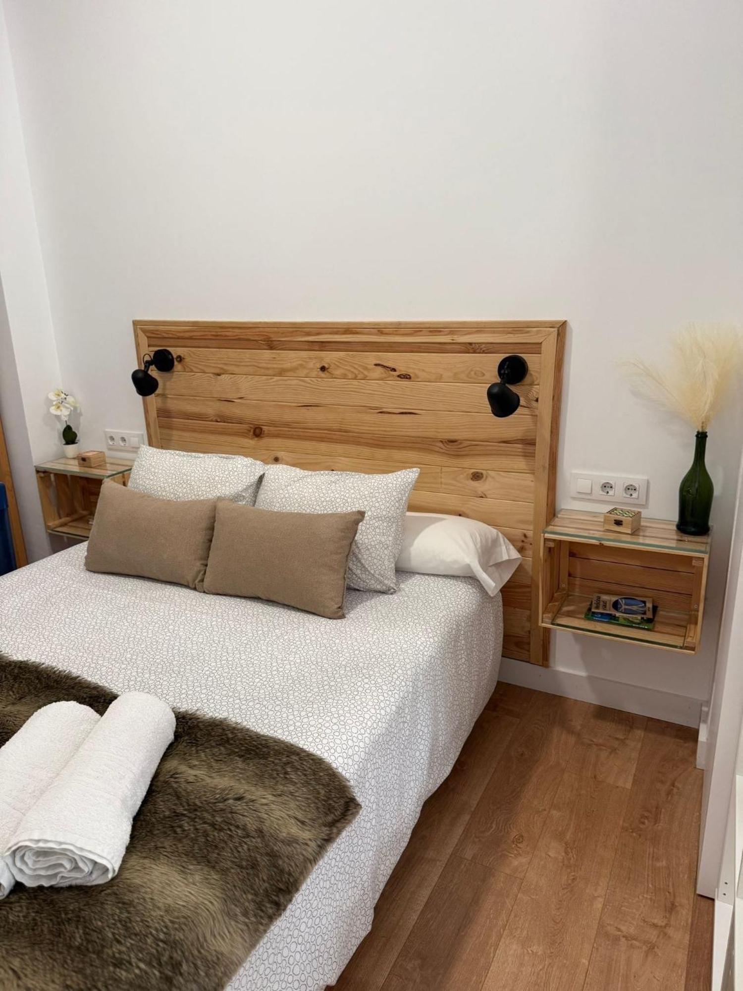 Apartamento Turistico Leo Baena Exteriér fotografie